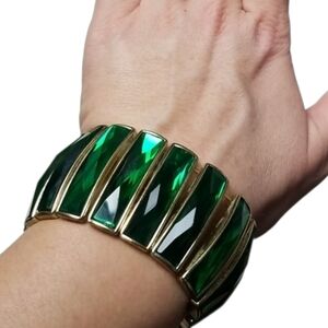 Green bracelet